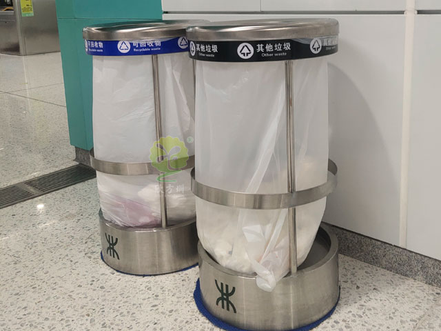 地铁透明防爆果皮箱-地铁站简易套袋不锈钢果皮箱