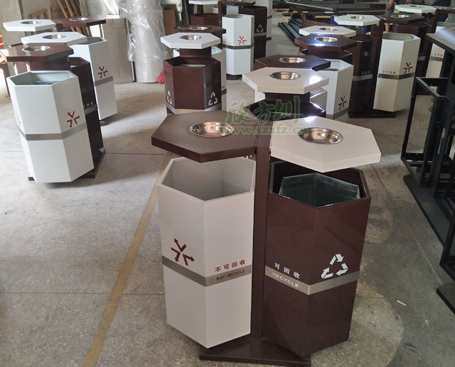 六角钢制分类户外垃圾桶提升惠州企业环境形象